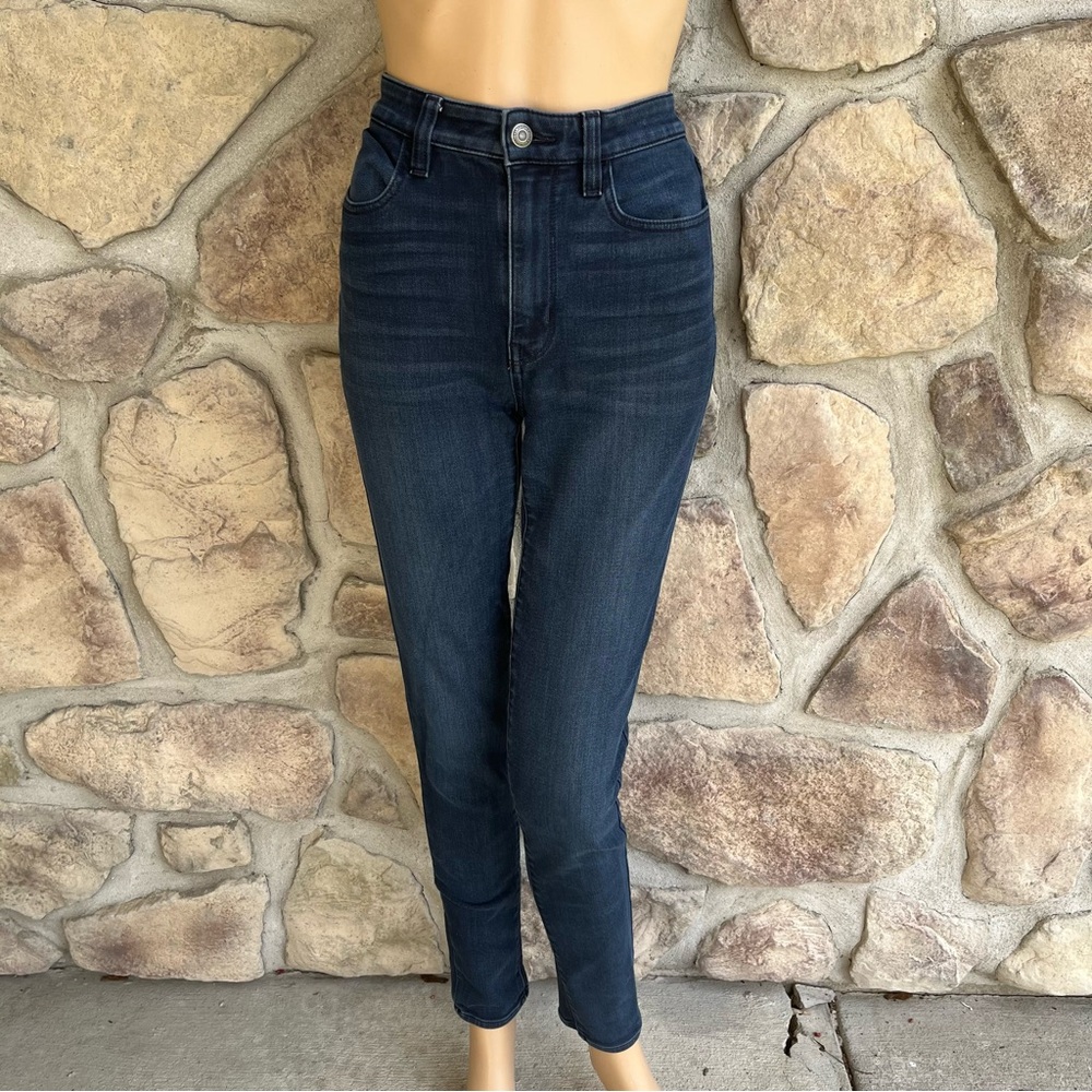 AMERICAN EAGLE | Dark Wash Super Hi-Rise Jeggings
